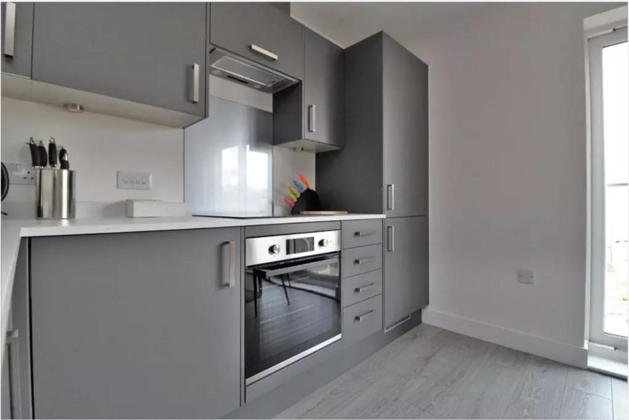 2 Bedroom City Centre Apartment In Hemel Hempstead Eksteriør bilde