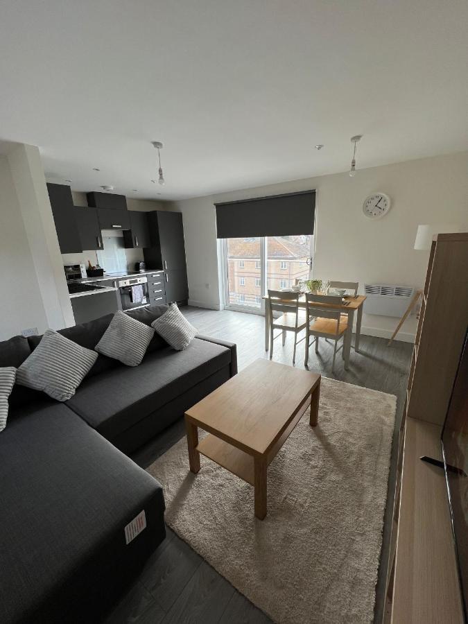 2 Bedroom City Centre Apartment In Hemel Hempstead Eksteriør bilde