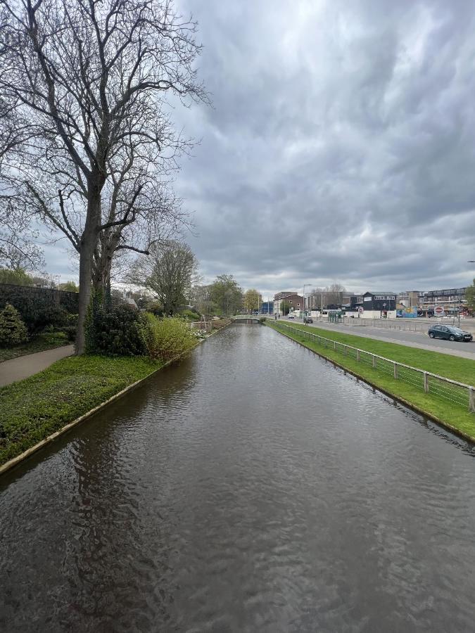 2 Bedroom City Centre Apartment In Hemel Hempstead Eksteriør bilde